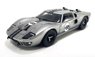 Ford GT40 MKII #F85 1966 silver 1:18 Acme Diecast