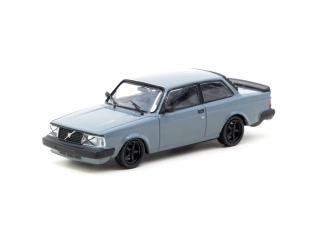 Volvo 242 Custom 1980 grey 1:64 Tarmac