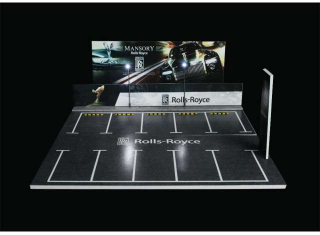 Diorama *Rolls Royce parking lot* 1:64 Black Box Diorama