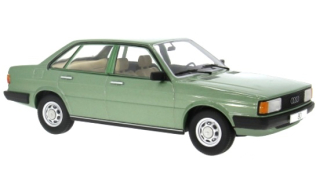 Audi 80 B2 1978 light green 1:18 MCG 