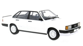 Audi 80 GTE B2 1978 white 1:18 MCG 