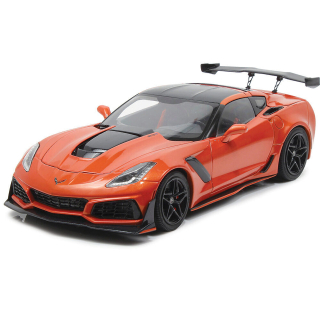 Chevrolet Corvette ZR1 2019 sebring orange tintcoat 1:18 Ixo America