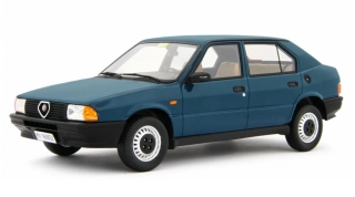 Alfa Romeo 33 1.3S 1985 blue 1:18 Laudoracing Model