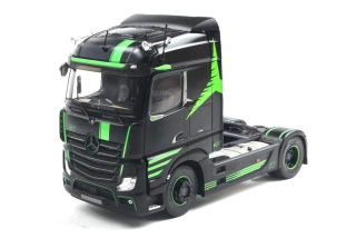 Mercedes-Benz Actros R5 Italian Collection 2021 black 1:24 Solido