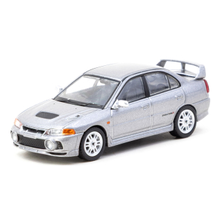Mitsubishi Lancer GSR Evolution IV silver 1:64 Tarmac