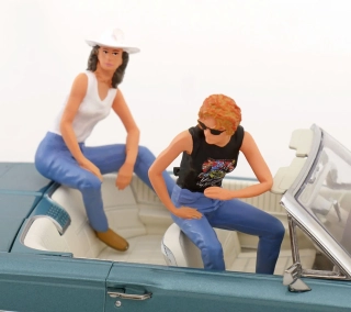 2 Figurines Set - Thelma & Louise 1:18 KK Scale