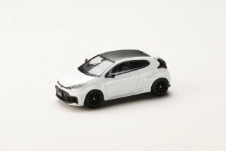 Toyota GR YARIS RZ High performance 2024 super white II 1:64 Hobby Japan