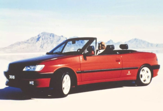 Peugeot 306 Cabriolet 1994 red 1:18 Norev