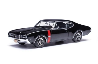 Oldsmobile 442 W-30 1968 ebony black/red stripes 1:43 Ixo America