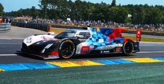 BMW M Hybrid V8 #15 Vanthoor/Marciello/Magnussen 24H Le Mans 2025 1:18 Minichamps