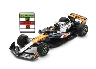 McLaren MCL39 McLaren F1 Team #81 O.Piastri 2nd British GP 2025 with Pit Board 1:43 Spark