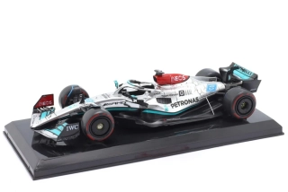 Mercedes-AMG F1 W13 #63 George Russell 2022 1:24 Premium Collectibles