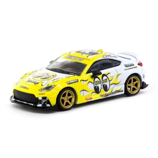Toyota GR86 *MOONEYES* white/yellow 1:64 Tarmac