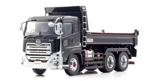 UD-Trucks Quon Kyokuto Dump Truck 2017 black 1:43 Kyosho