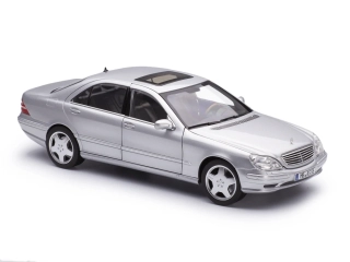 Mercedes-Benz S55 AMG W220 2000 silver 1:18 Norev