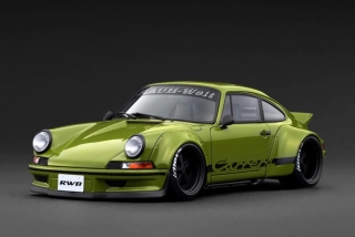 Porsche RWB Backdate green 1:18 Ignition Model