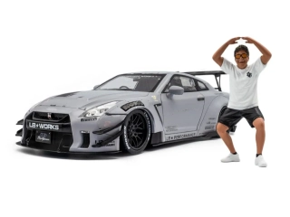 Nissan Skyline GT-R (R35) (R35) W/ Liberty Walk Body kit 2.0 2024 grey 1:18 Solido