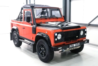 Land Rover Defender 90 Convertible 2016 orange 1:18 Solido