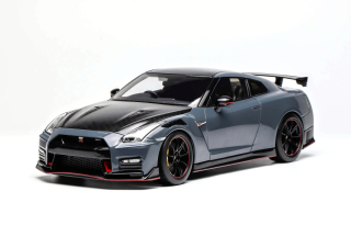 Nissan Skyline GT-R R35 Nismo Coupe 2022 stealth grey 1:18 Motorhelix