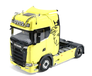 Scania SZM yellow + Lohr Autotransporter 1:18 NZG