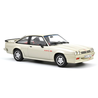 Opel Manta GSi 1987 platin metallic 1:18 Norev
