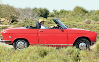 Peugeot 304 Cabriolet 1972 red 1:18 Norev