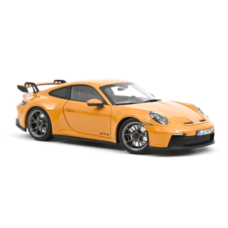 Porsche 911 GT3 2021 bahama yellow 1:18 Norev