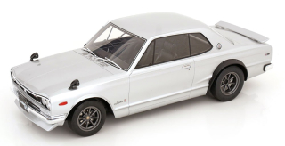 Nissan Skyline 2000 GT-R (KPGC10) 1971 Silver 700 1:12 OttOmobile