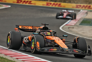 McLaren F1 Team MCL39 #81 O.Piastri Hungarian GP 2025 1:18 Minichamps