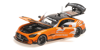 Mercedes-AMG GT Black Series Safety Car Formula 1 Silverstone 2025 orange 1:18 Minichamps 