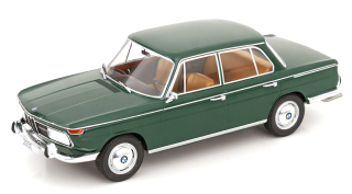 BMW 2000 (Typ 121) 1966 dark green 1:18 MCG 
