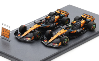 Set - McLaren MCL39 #4 L.Norris & #81 O.Piastri F1 Constructors' Champion 2025 1:43 Spark