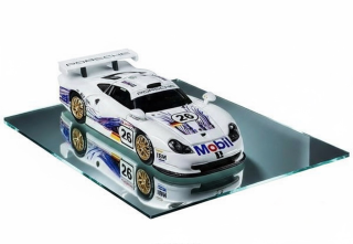 Porsche GT1 #26 Y.Dalmas/E.Collard/R.Kelleners 24H Le Mans 1997 1:64 Street Weapon