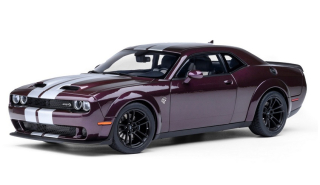 Dodge Challenger SRT Jailbreak 2022 purple 1:18 AUTOart