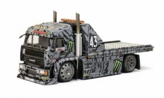 Kamaz *Monster* Transport 1:64 Street Weapon