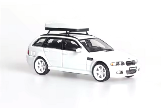BMW E46 Wagon white 1:64 Street Weapon
