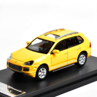 Porsche Cayenne Turbo S 957 yellow 1:64 Street Weapon