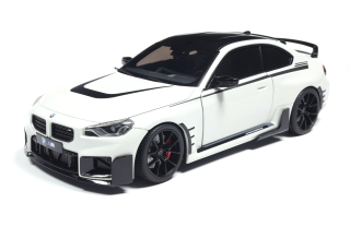 BMW M2 Performance Parts 2025 white 1:18 Solido