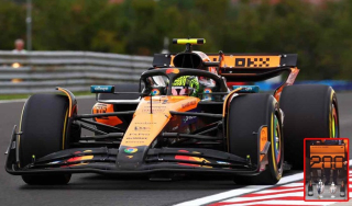 McLaren MCL39 #4 L.Norris Winner Hungarian GP 2025 *McLaren 200GP Wins* with Pit Board 1:43 Spark