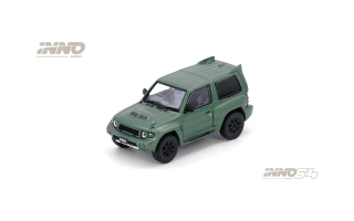 Mitsubishi Pajero Evolution satin green 1:64 Inno Models