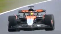 McLaren MCL39 #81 Oscar Piastri 2nd Silverstone British GP 2025 with Helmet 1:43 Bburago