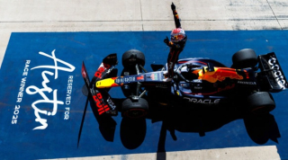 Red Bull Racing RB21 #1 M.Verstappen Winner US GP 2025 1:64 Spark