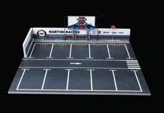 Diorama *Martini parking lot* 1:64 Black Box Diorama 
