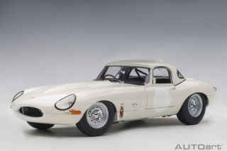Jaguar E-Type Lightweight white 1:18 AUTOart