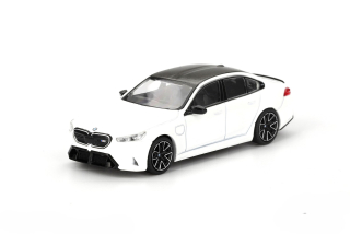 BMW M5 (G90) 2025 alpine white 1:64 Mini GT