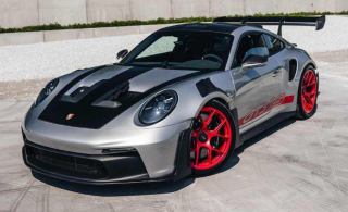 Porsche 911 (992.1) GT3 RS 2022 silver 1:8 GT Spirit