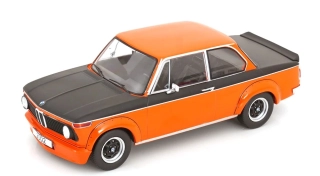 BMW Turbo 2002 orange/matt black 1:18 MCG 
