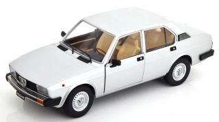 Alfa Romeo Alfetta Berlina 2000L 1978 silver 749 1:18 Mitica