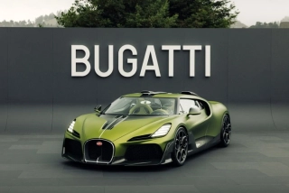 Bugatti Brouillard 2025 green 1:18 MR Collection
