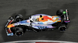 Visa CassApp F1 Team VCARB 02 #6 I.Hadjar 6th Las Vegas GP 2025 1:43 Spark